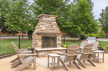 Outdoor fireplace
